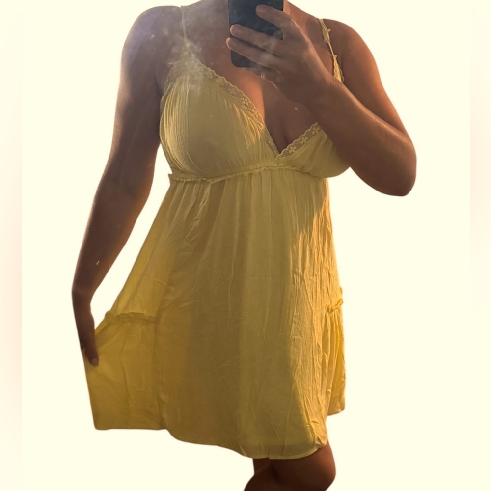 Banana Lace Trim Spaghetti Strap Open Back Mini Dress by Listicle- Size Small